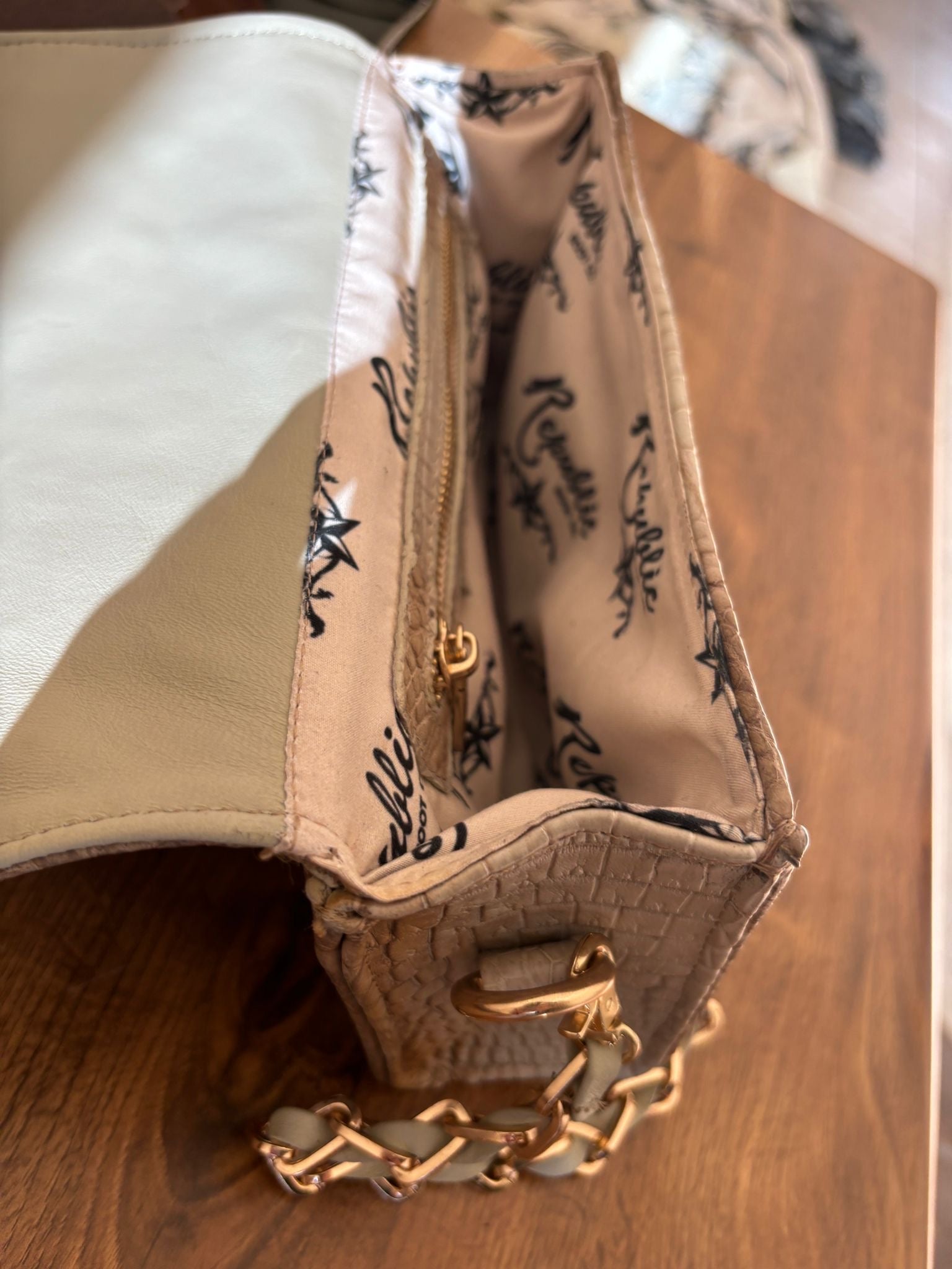 Lux Crocodile Purse - Meuse