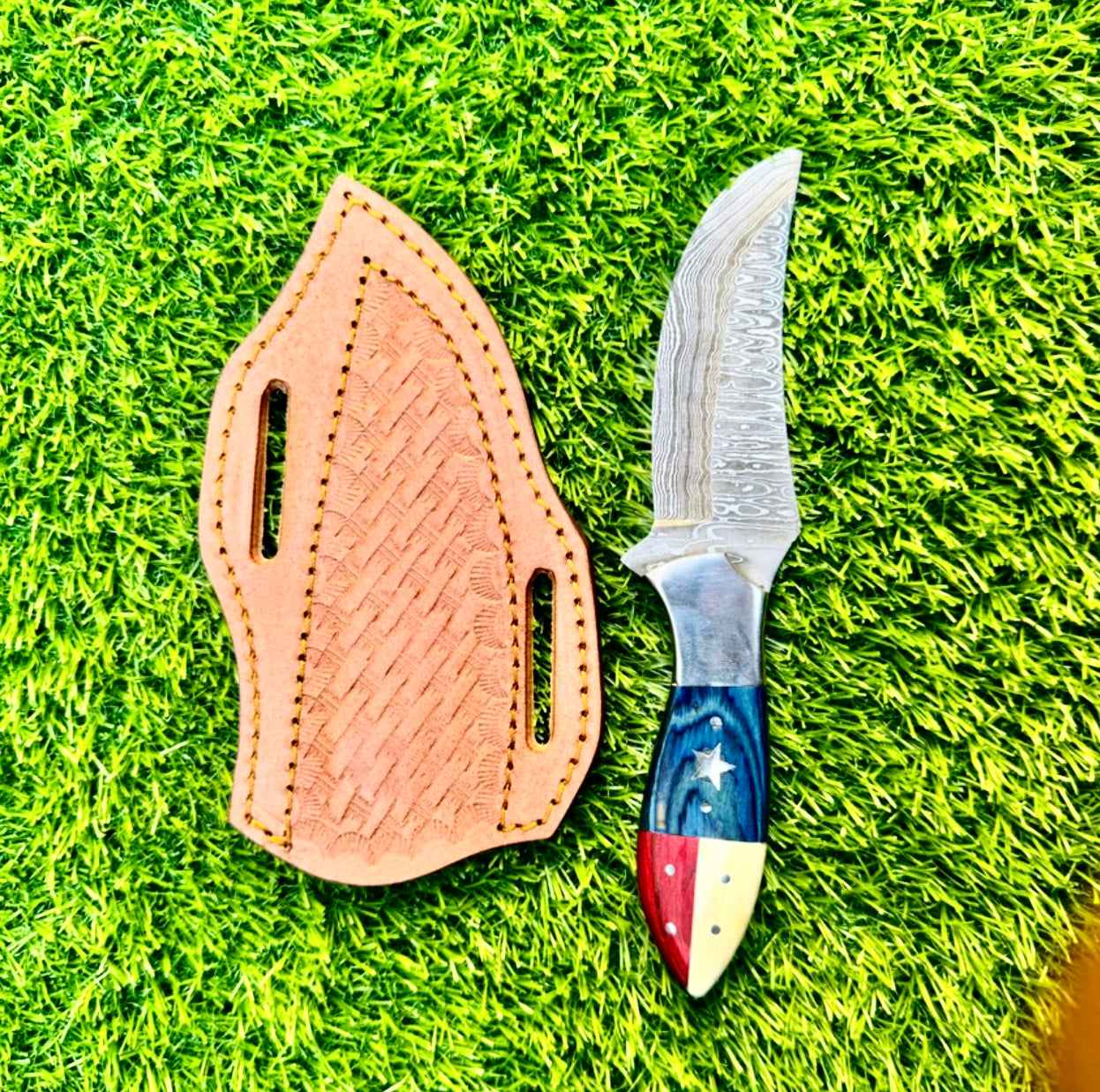 Crockett Knife - Damascus Steel