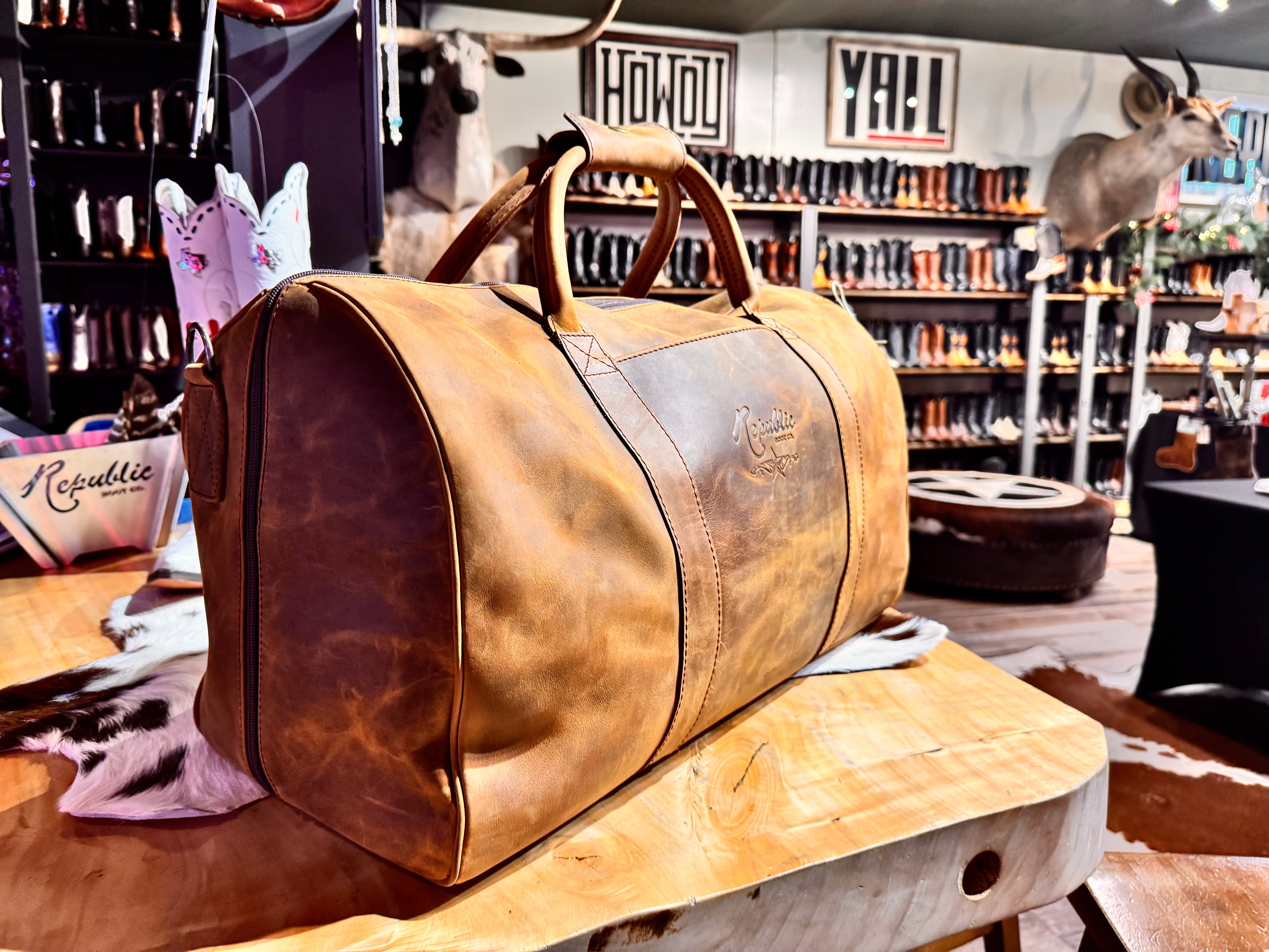 Cowboy Duffle - Crazy Horse Premium Leather